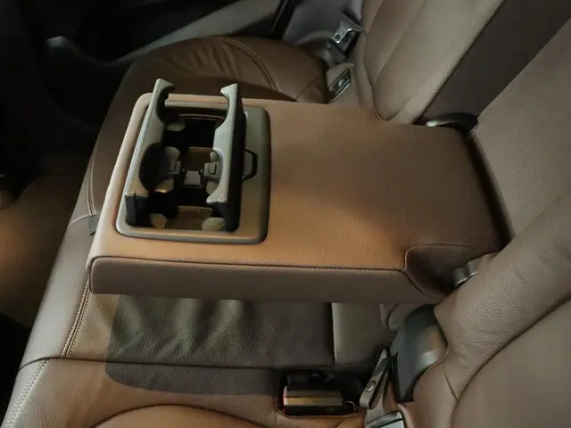 BMW X2 xDrive25e 2021 Hybride Benzine 38