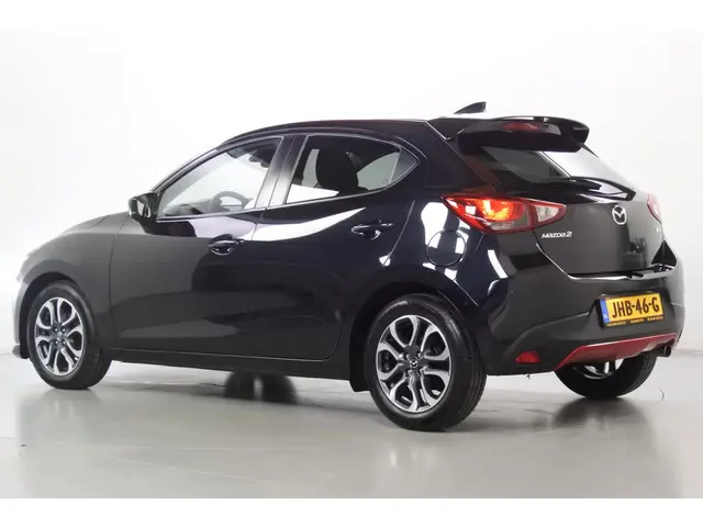 Mazda 2 1.5 90pk Sports-line 2017 Benzine 37
