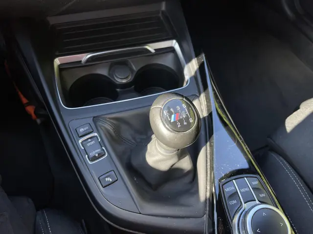 BMW 1 Serie 116i High Executive 2019 Benzine 13