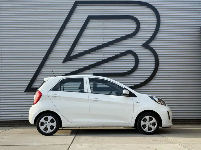 Kia Picanto 1.0 CVVT ComfortLine 2015 Benzine 7