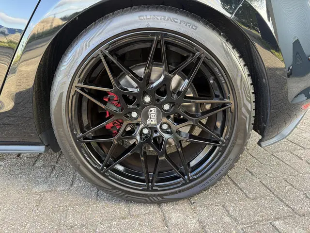 Volkswagen Golf 2.0 TSI GTI 2015 Benzine 2