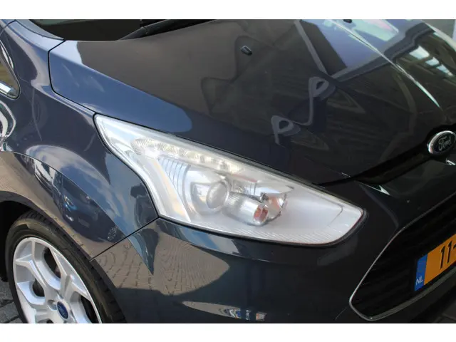 Ford B-MAX 1.0 EcoBoost 120 PK Titanium 2012 Benzine 24