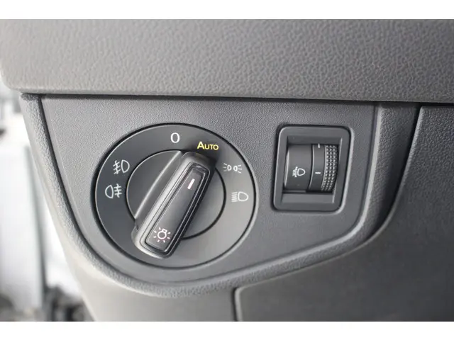 Volkswagen Polo 1.0 TSI Comfortline 2021 Benzine 12