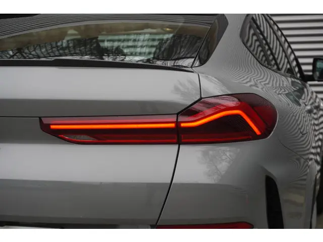 BMW X6 xDrive40i Executive 2021 Benzine 22