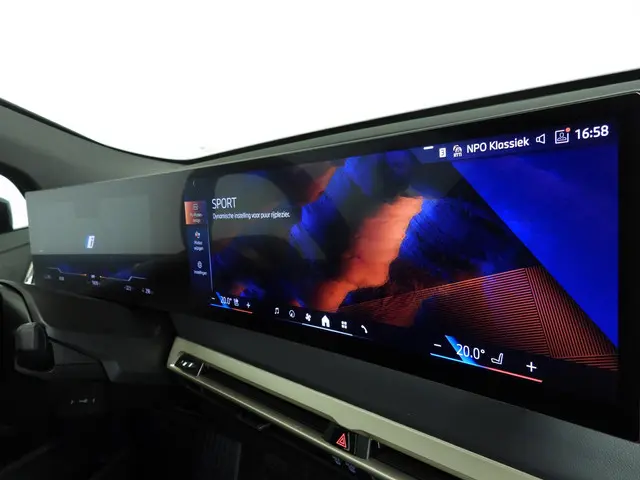 BMW iX xDrive40 2023 Elektrisch 14
