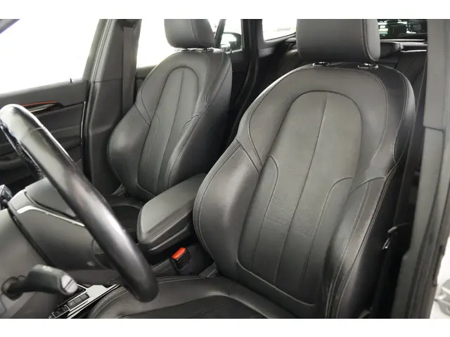 BMW X1 sDrive20i Centennial High Executive 2016 Benzine 3