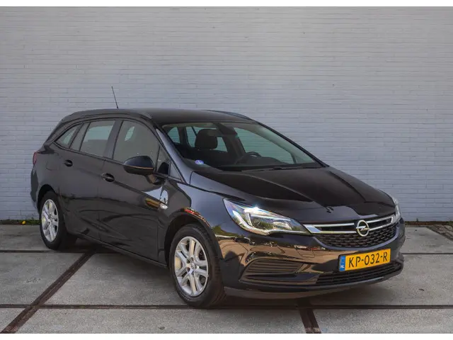 Opel Astra Sports Tourer 1.0 Edition 2016 Benzine 18