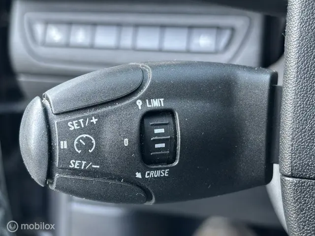 Peugeot 2008 1.6 VTi Allure / Garantie ! 2014 Benzine 20