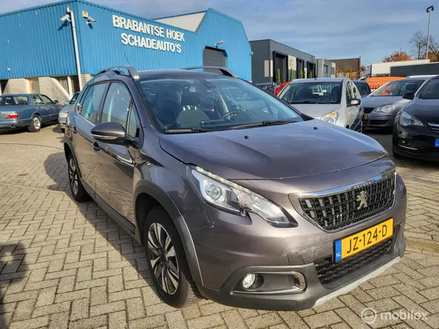 Peugeot 2008 1.2 PureTech Allure 2016 Benzine