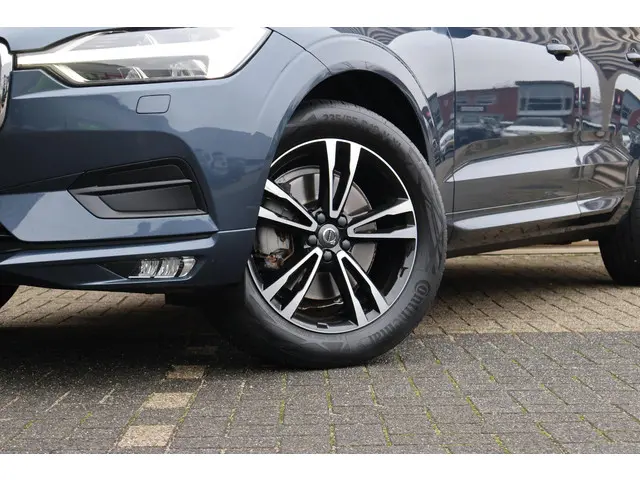 Volvo XC60 T5 Momentum 2019 Benzine 10