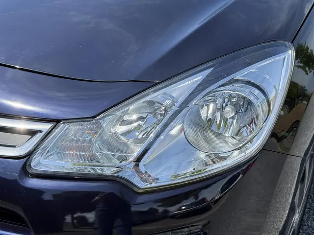 Citroën C3 1.2 PureTech Collection 2015 Benzine 29