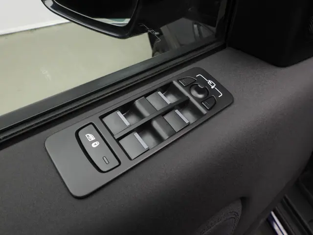 Land Rover Discovery Sport P200 2.0 2020 Benzine 19