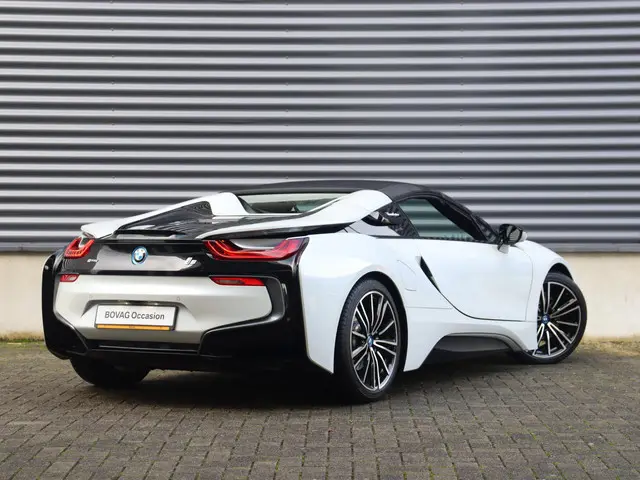 BMW i8 Roadster 2019 Hybride Benzine 5