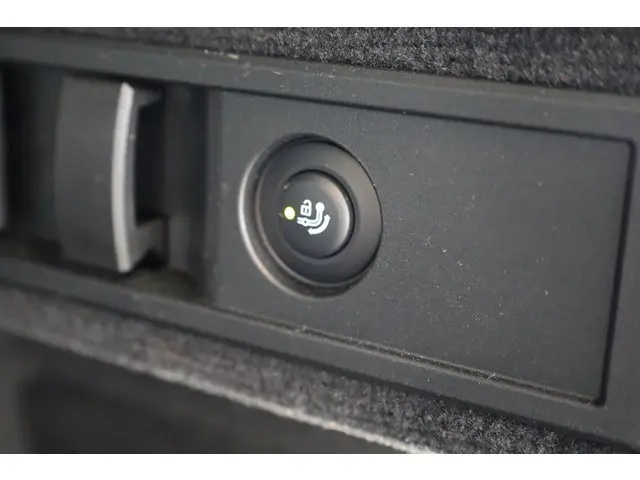 BMW 3 Serie Touring 330e 2026 Hybride Benzine 22