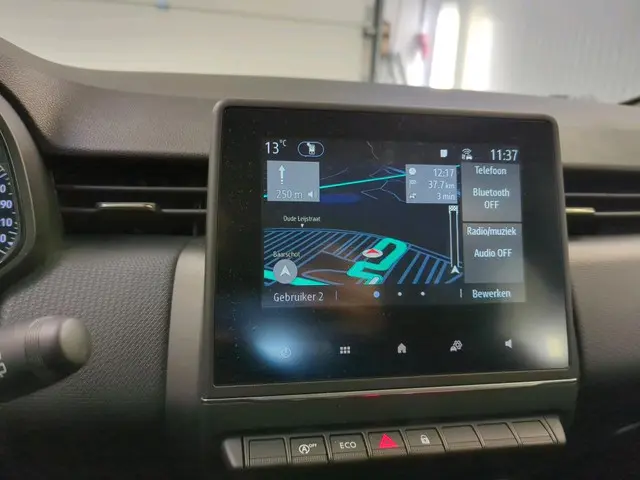 Renault Clio 1.0 TCe 90 Equilibre 2023 Benzine 10