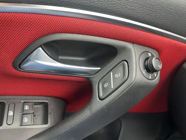 Volkswagen Polo 1.2 TSI Cross 2014 Benzine 36