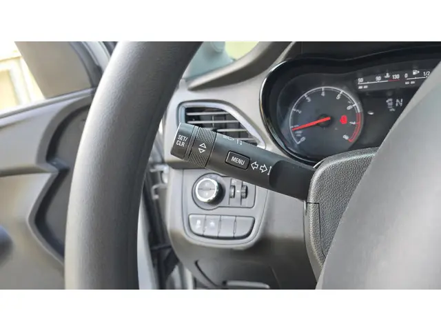 Opel KARL 1.0 ecoFLEX Edition AUTOMAAT 2018 Benzine 17