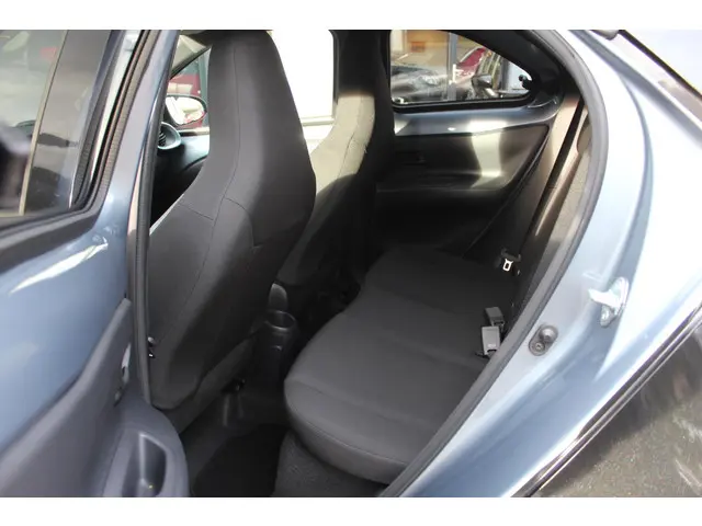 Toyota Aygo X 1.0 VVT-i MT Play 2025 Benzine 9