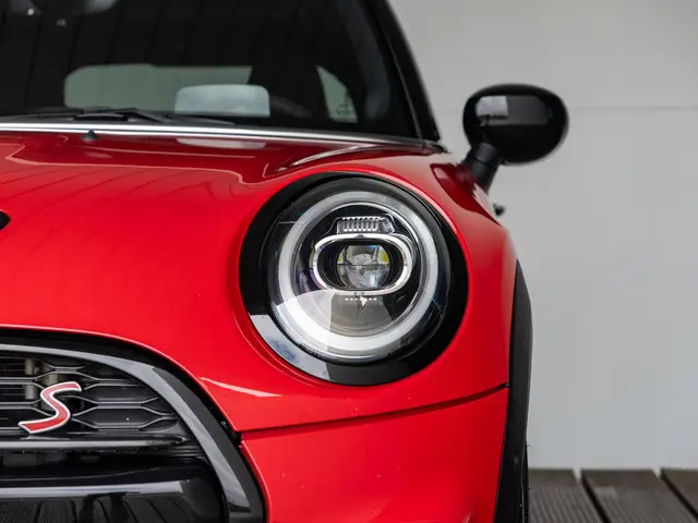 MINI 3-Deurs Cooper S Aut. 2021 Benzine 37