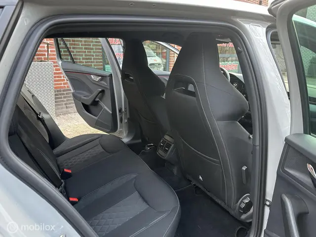 Škoda Scala 1.0 TSI Sport Business 2020 Benzine 11