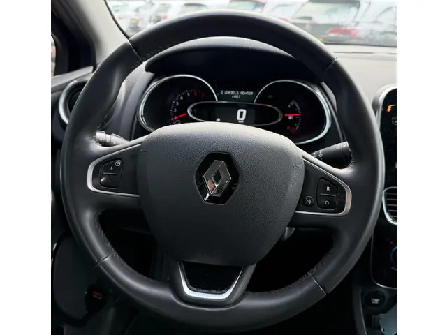 Renault Clio 0.9 TCe Limited 2017 Benzine 10