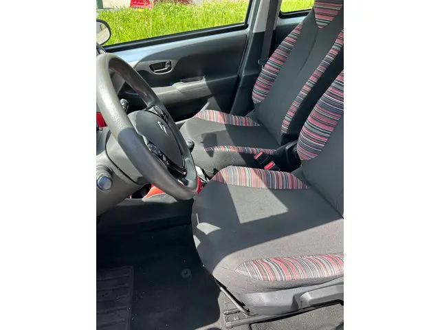 Citroën C1 1.0 e-VTi Feel Cabrio stof 2015 Benzine 11