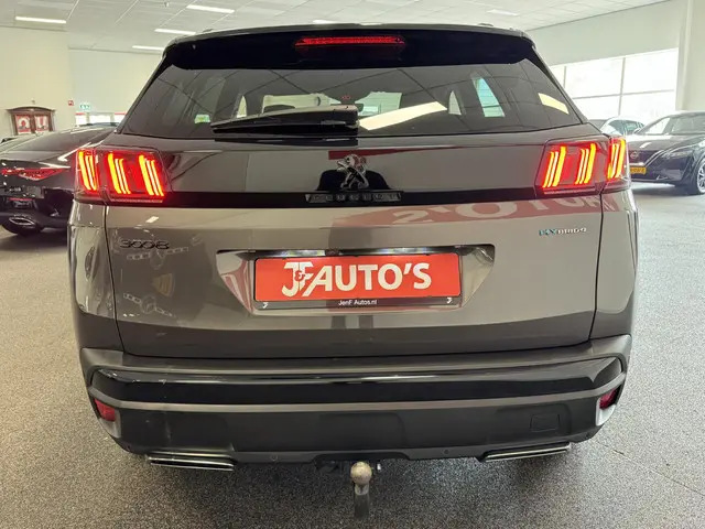 Peugeot 3008 1.6 HYbrid4 300 GT 2021 Hybride Benzine 5