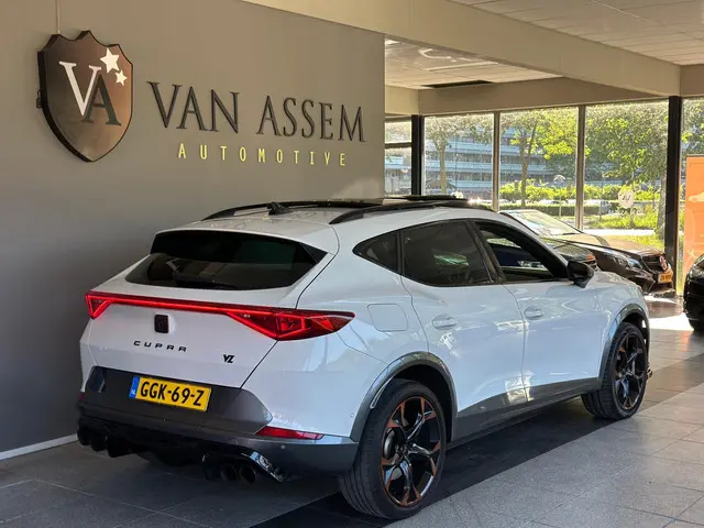 CUPRA Formentor 2.0 TSI 4DRIVE|MAXTON|MILTEK 2021 Benzine 6