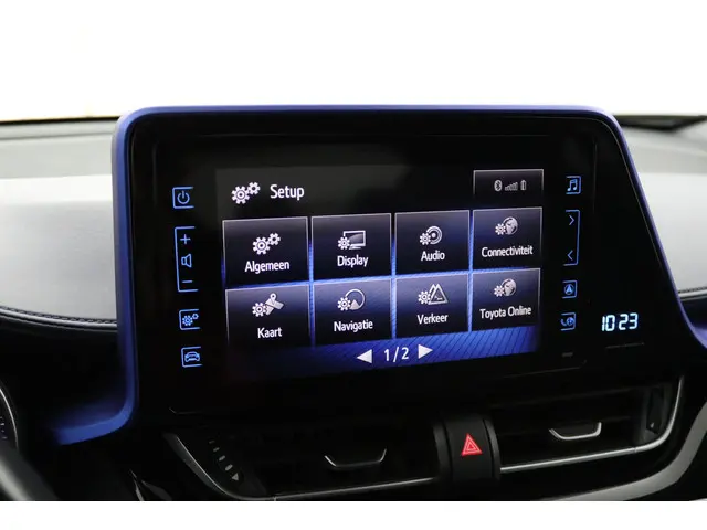 Toyota C-HR 1.2 Bi-Tone 2017 Benzine 42