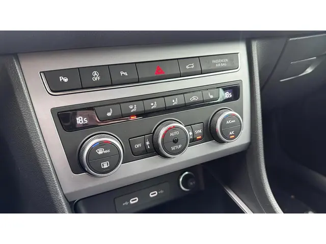 SEAT Ateca 1.5 TSI FR Business Intense 2025 Benzine 16