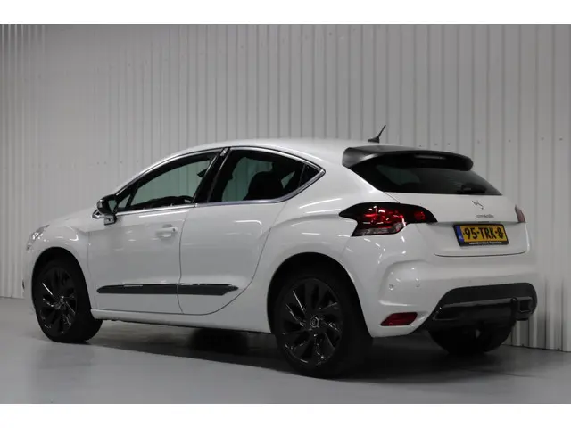 Citroën DS4 1.6 THP Sport Chic 200PK 2012 Benzine 10