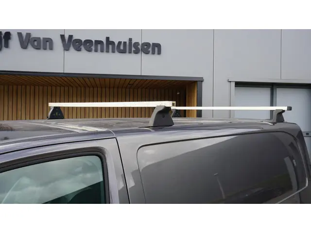 Peugeot Expert 2.0 122PK BlueHDI 120 Premium 2019 Diesel 32
