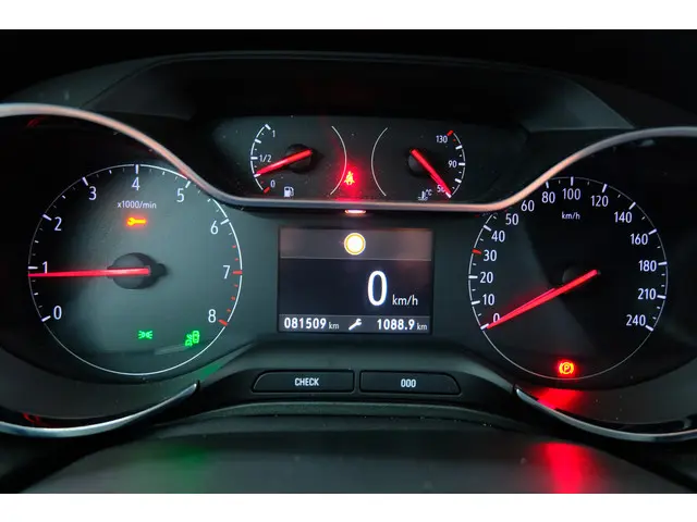 Opel Grandland X 1.2 Turbo Innovation 2019 Benzine 10