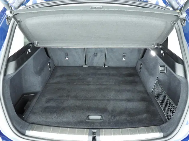 BMW X1 sDrive18i High Executive 2017 Benzine 9