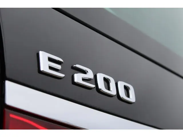 Mercedes-Benz E-Klasse Estate 200 Premium 2018 Benzine 21