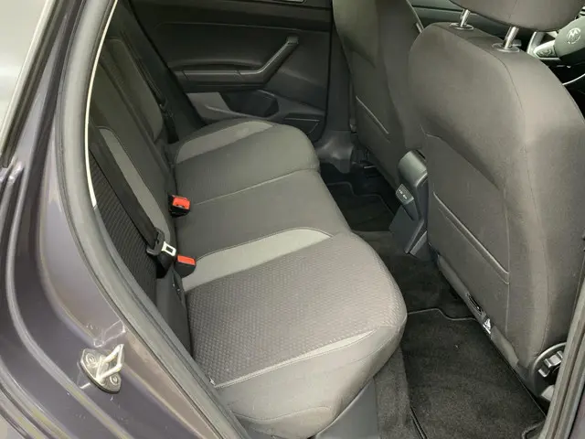 Volkswagen Polo 1.0 TSI Life Business, DSG 2022 Benzine 32