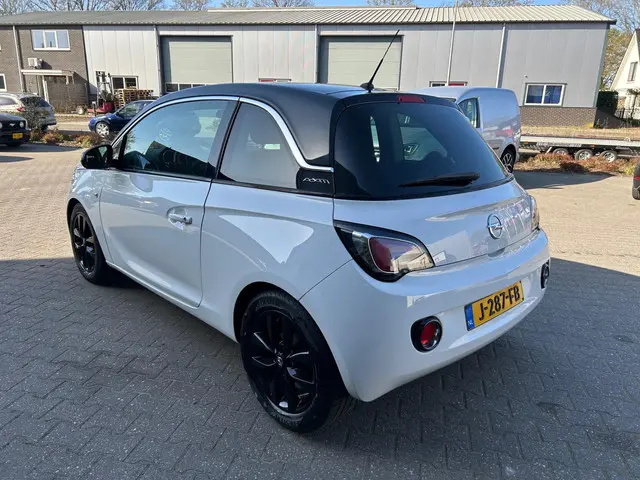 Opel ADAM 1.4 color edition automaat 2015 Benzine 6