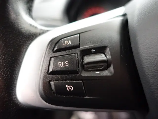 BMW X1 1.6D X-Line High Executive- 2016 Diesel 17