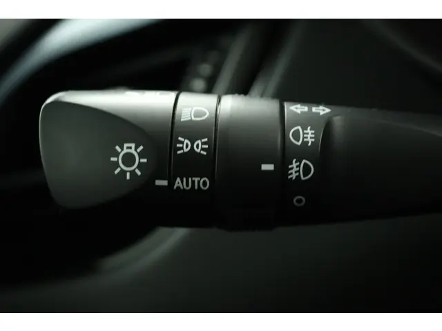 Toyota C-HR 2.0 Hybrid Dynamic 2021 Hybride Benzine 31