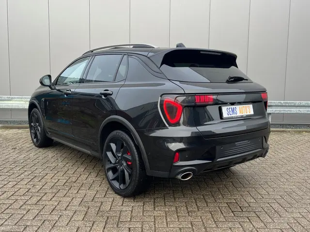 Lynk & Co 01 1.5 Pano / Key Less / NAP 2023 Hybride Benzine 3