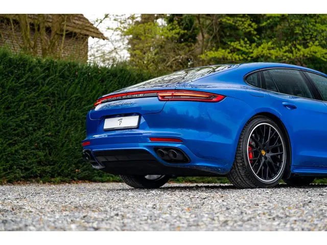 Porsche Panamera Turbo 2017 Benzine 33