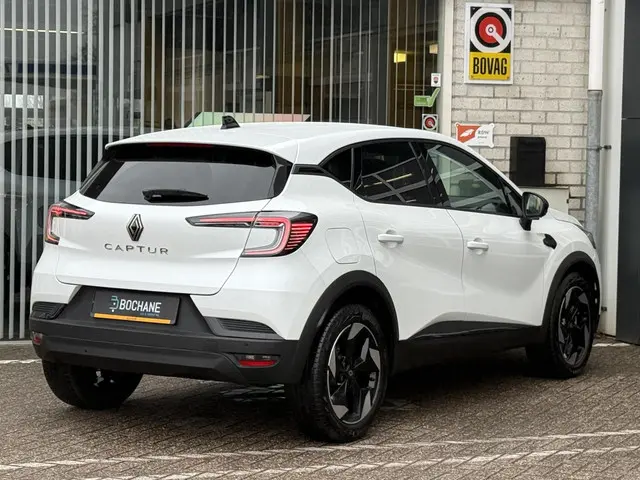 Renault Captur 1.3 mild hybrid 160 techno 2025 Benzine 6