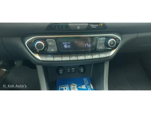 Hyundai i30 Wagon 1.4 T-GDI Premium 2020 Benzine 31