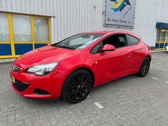 Opel Astra GTC 1.4 Turbo Design Edition 2015 Benzine 2