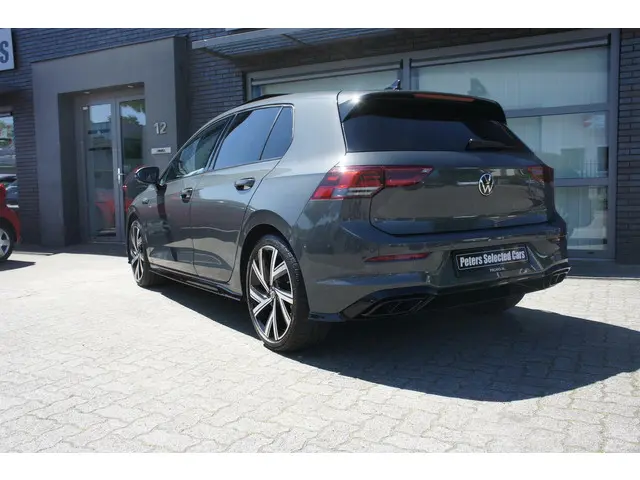 Volkswagen Golf 1.5 eTSI R-Line 2023 Benzine 15