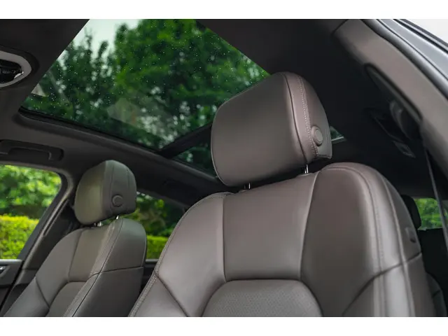 Porsche Macan 2.0 2018 Benzine 6