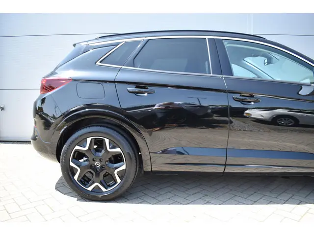Opel Grandland 1.2 Turbo Ultimate 2024 Benzine 14