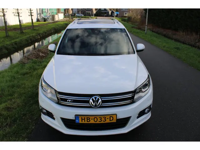 Volkswagen Tiguan 1.4 TSI R-Line Edition 2015 Benzine 2
