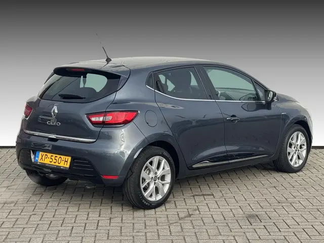 Renault Clio 0.9 TCe Limited 2018 Benzine 2