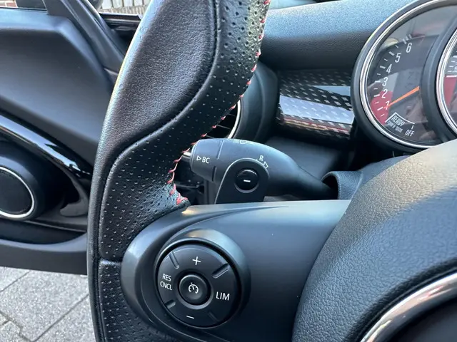 MINI Cooper S Cabrio Mini 2.0 JCW 2017 Benzine 14